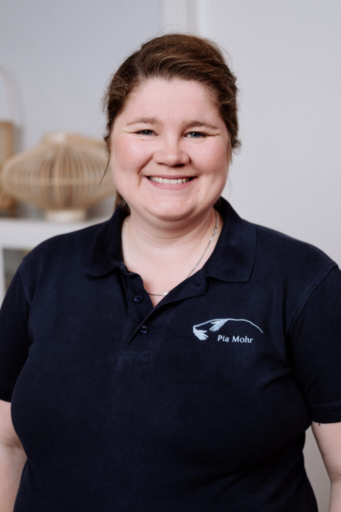 physio mitarbeiterin pia